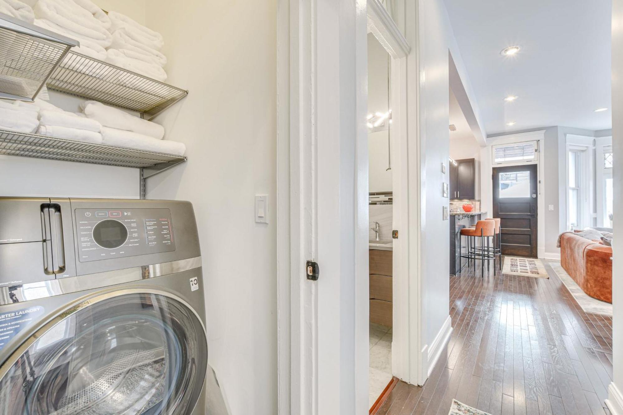 Spacious Condo With Deck About 3 Mi To Downtown Chicago! Eksteriør billede
