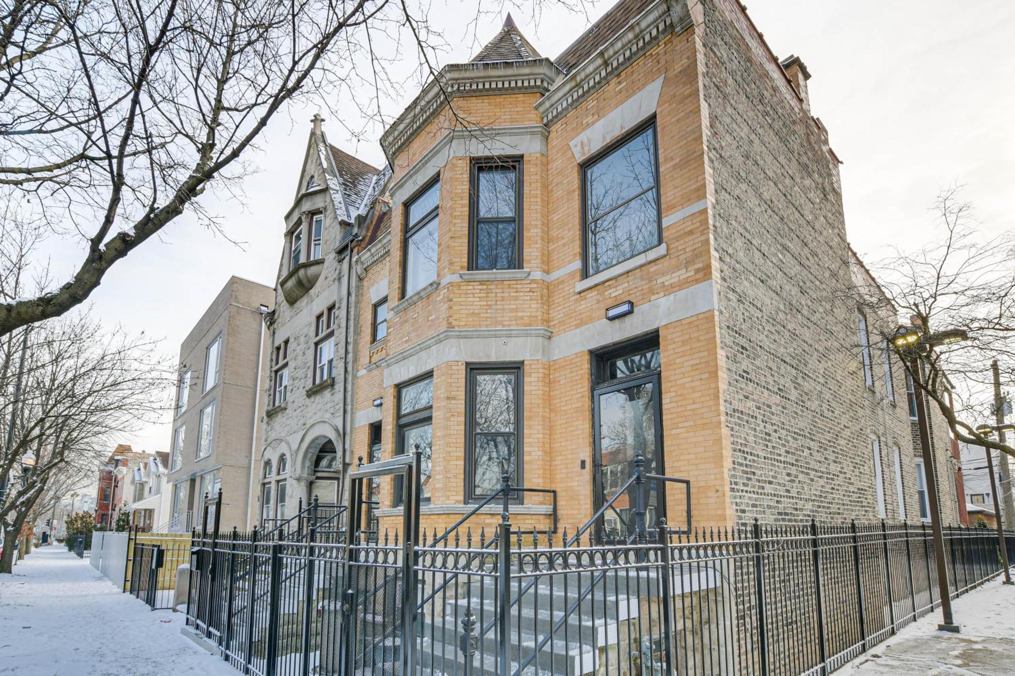Spacious Condo With Deck About 3 Mi To Downtown Chicago! Eksteriør billede